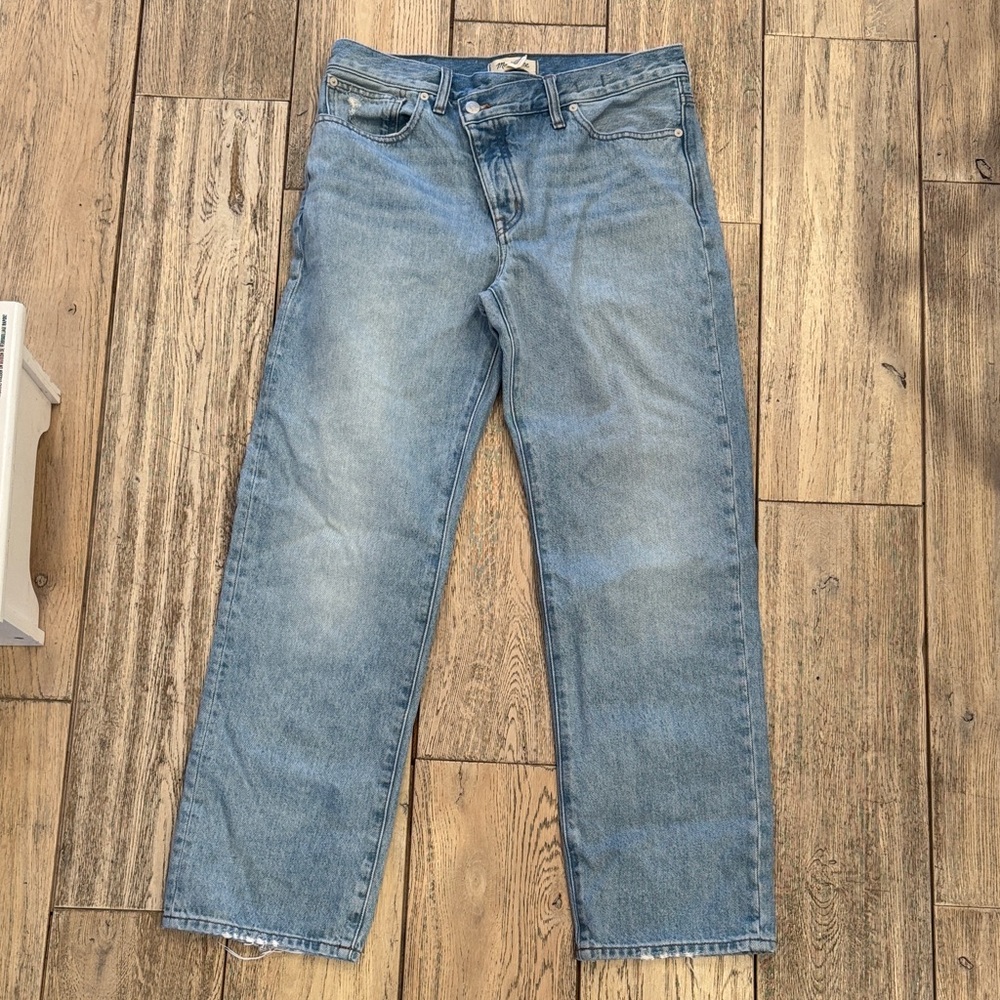 Madewell Women's Light Blue Straight Leg Jeans